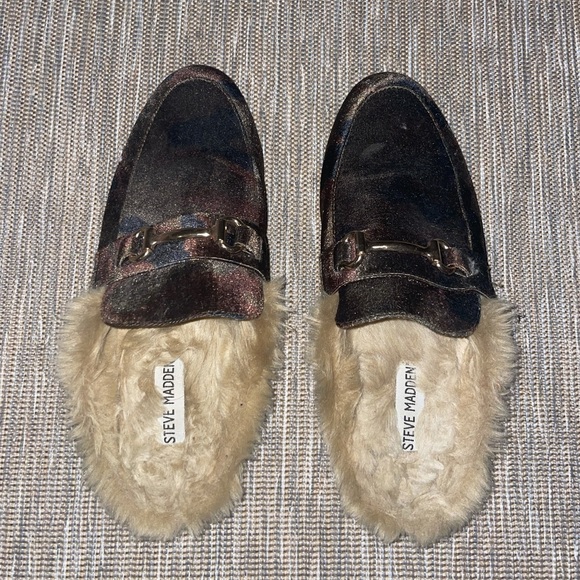 SOLD - Picture 2 of 3